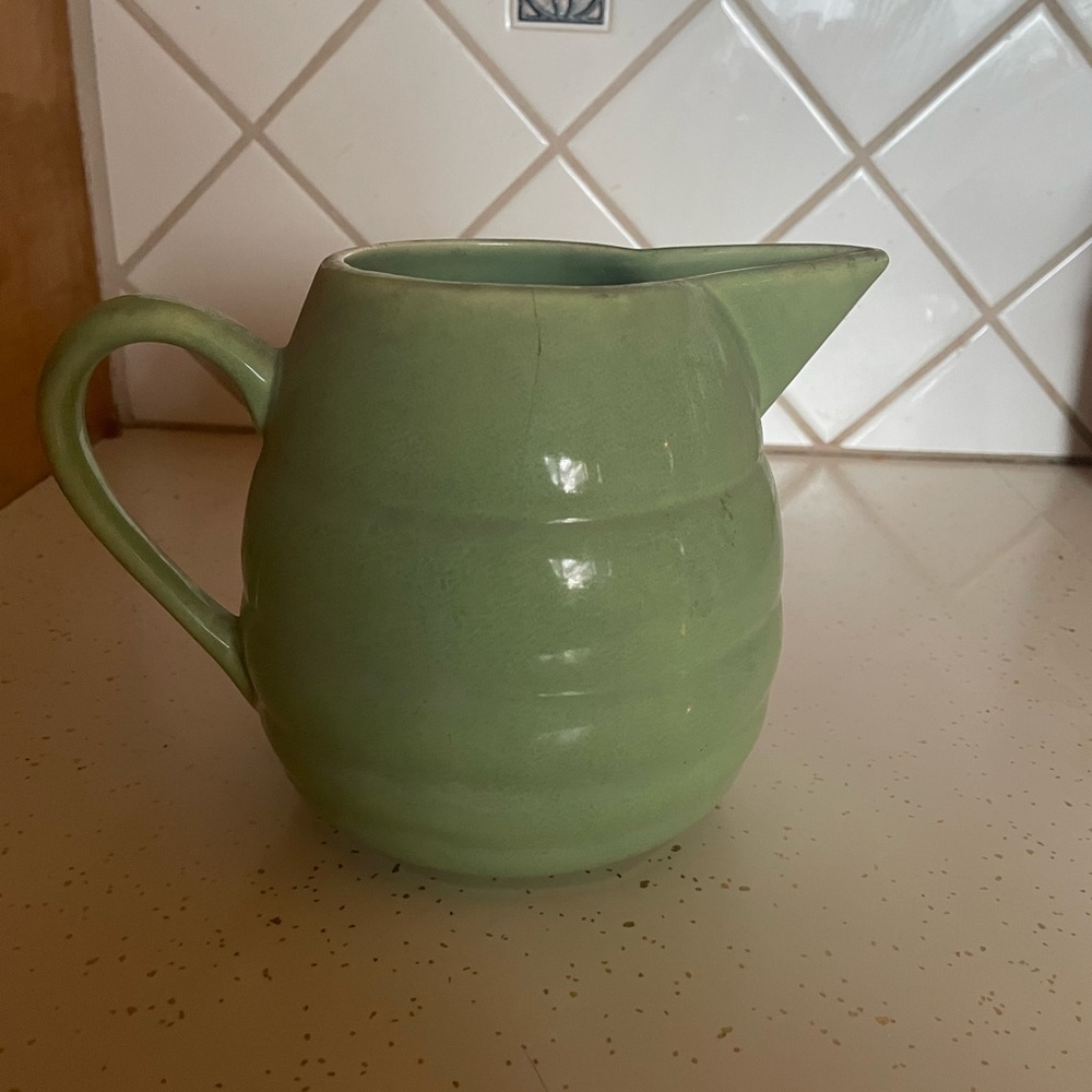 Bauer jade beehive pitcher